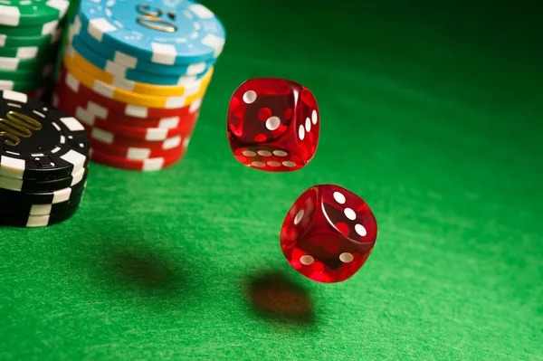 Casino Hold'em card layout showing ante and call betting positions